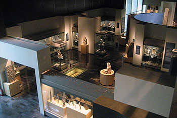 国立人類学博物館