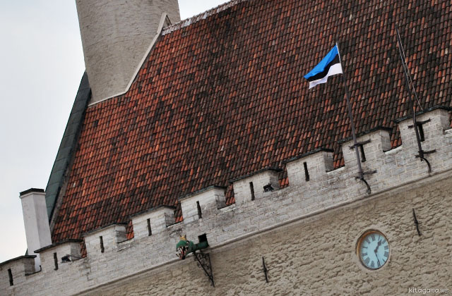 エストニア 国旗