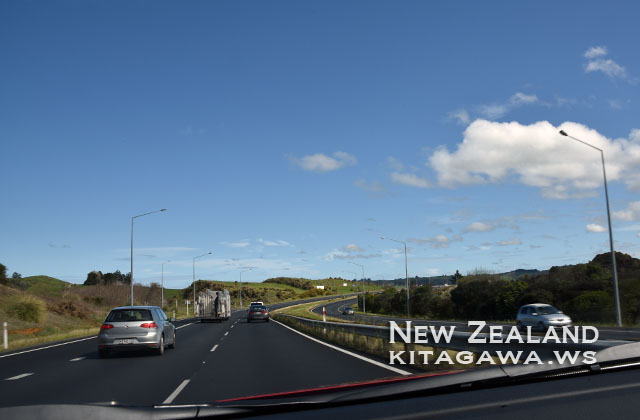 ニュージーランド ドライブ レンタカー