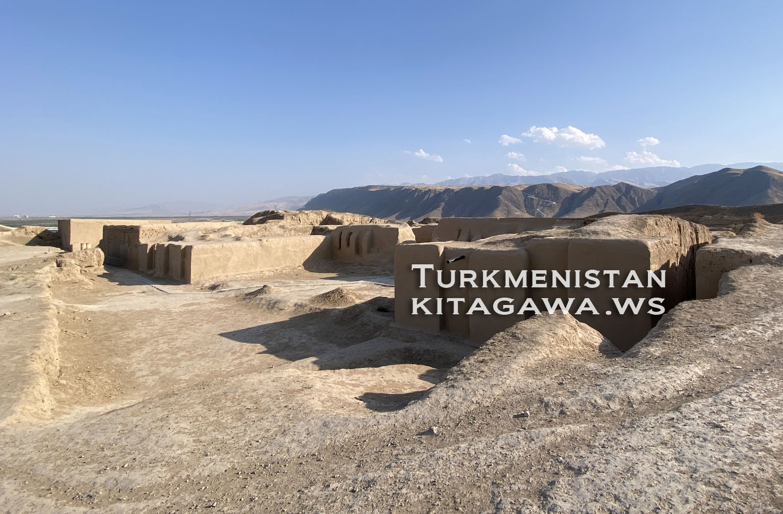 ニサのパルティア王国時代の城塞群