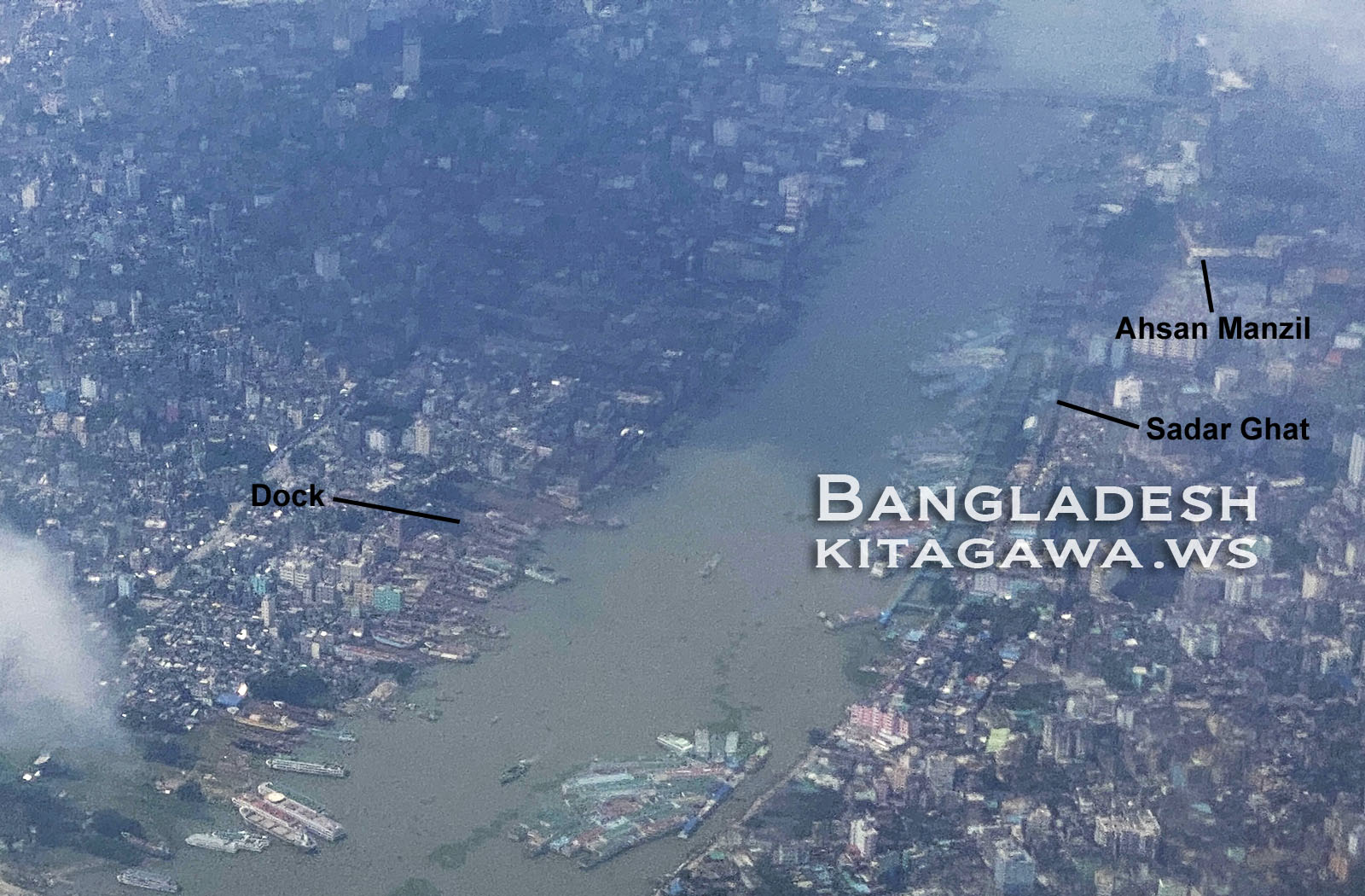 ブリガンガ川 Sadar Ghat ショドルガット