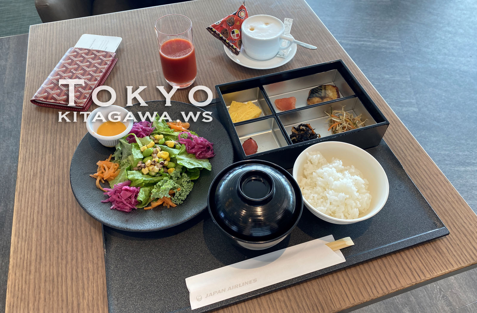 JAL サクララウンジ 食事